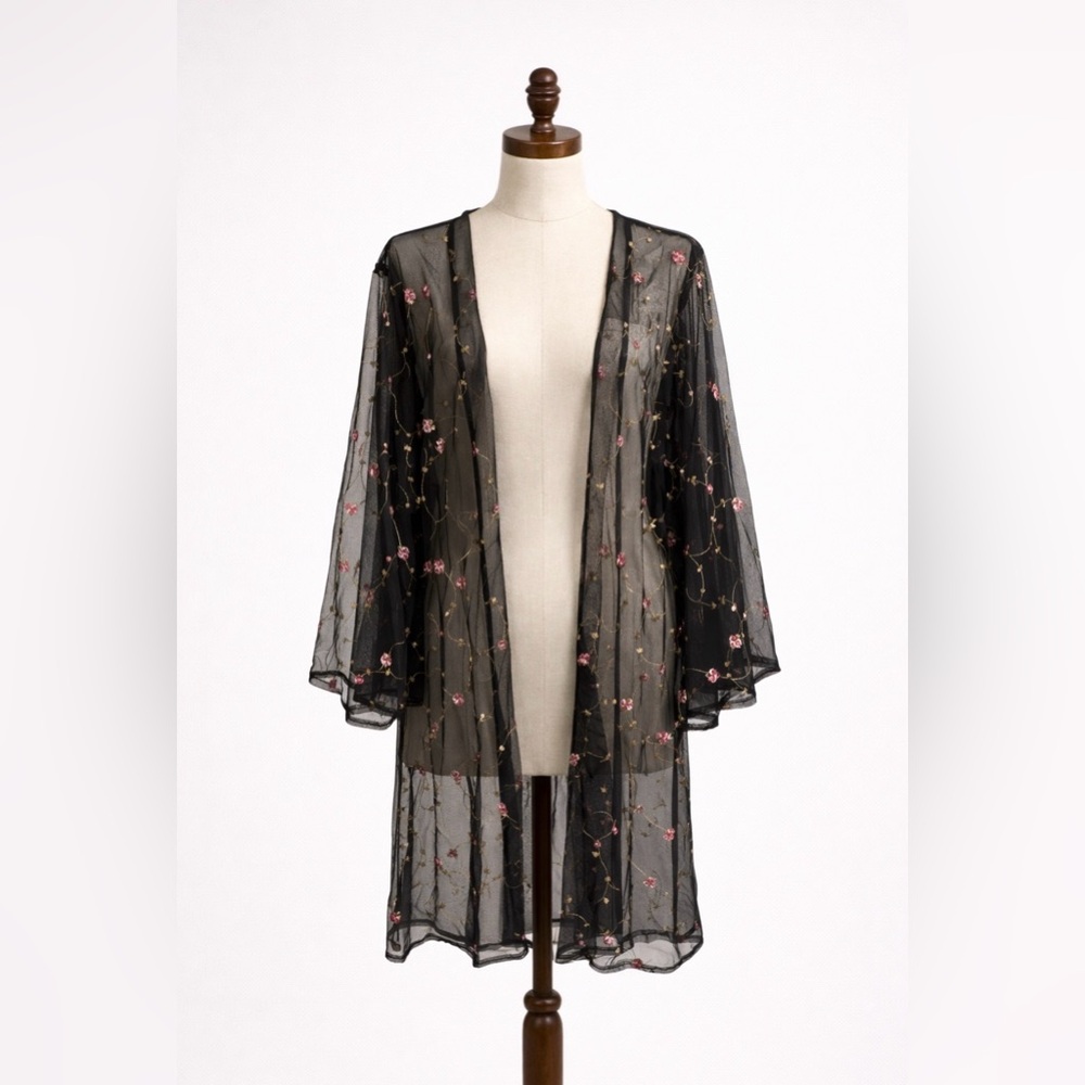 POL Sheer Black Floral Embroidered Kimono Sz M/L